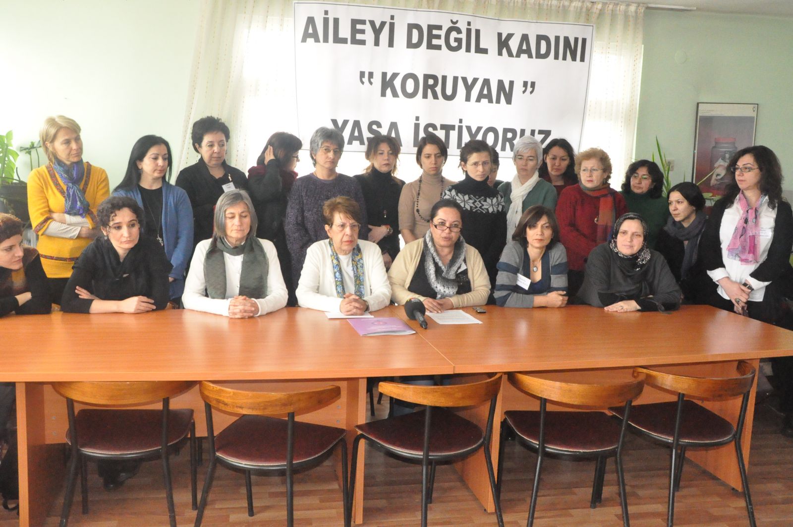 Şiddete Karşı Etkili Bir Yasa İstiyoruz! Kaos GL - LGBTİ+ Haber Portalı
